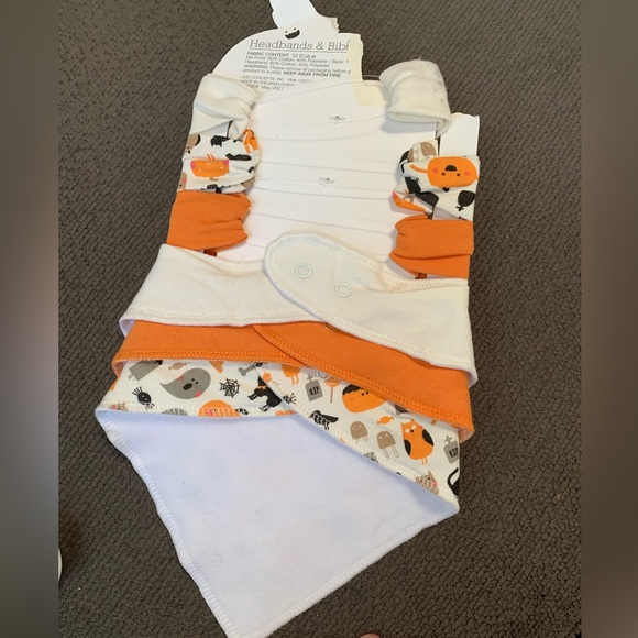 Halloween Baby bibs & headbands NEW 🌴 - Picture 2 of 3